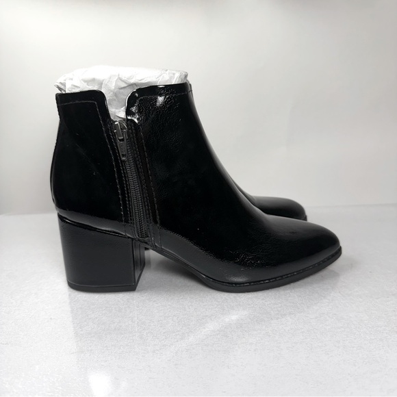 NEW BC Women's Lucky Day Ankle Boot Chunky Heel Bootie in Patent Black Size 7 - Picture 10 of 10